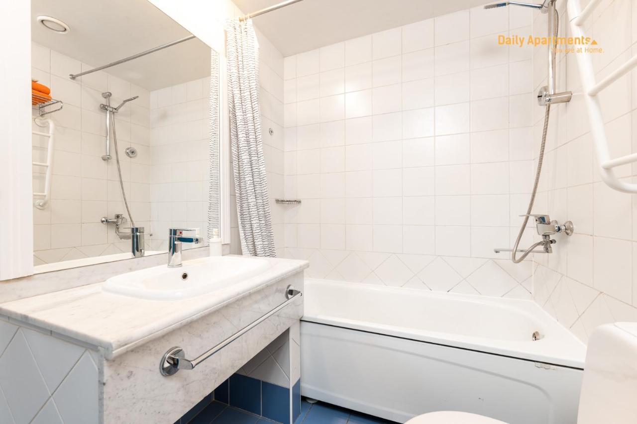 Daily Apartments - Apartment With Bath Tallinn Eksteriør bilde