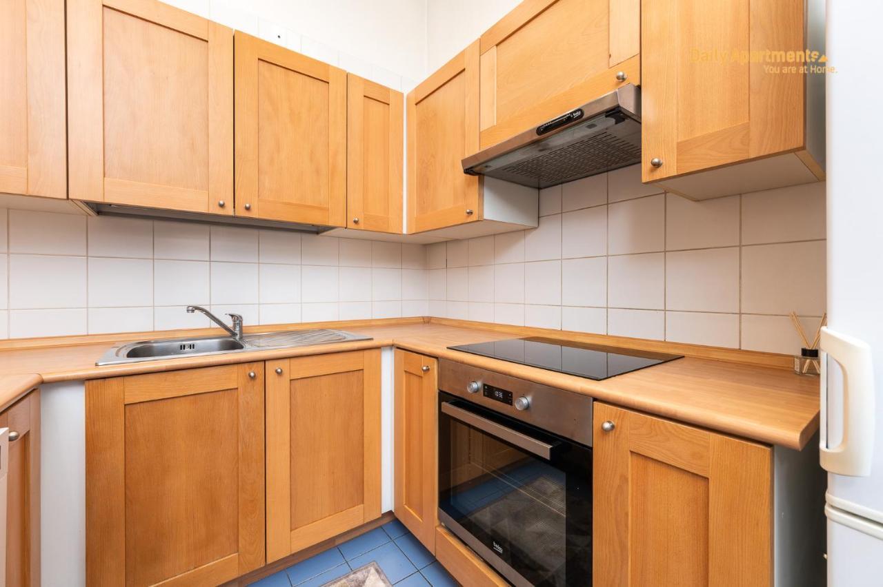 Daily Apartments - Apartment With Bath Tallinn Eksteriør bilde